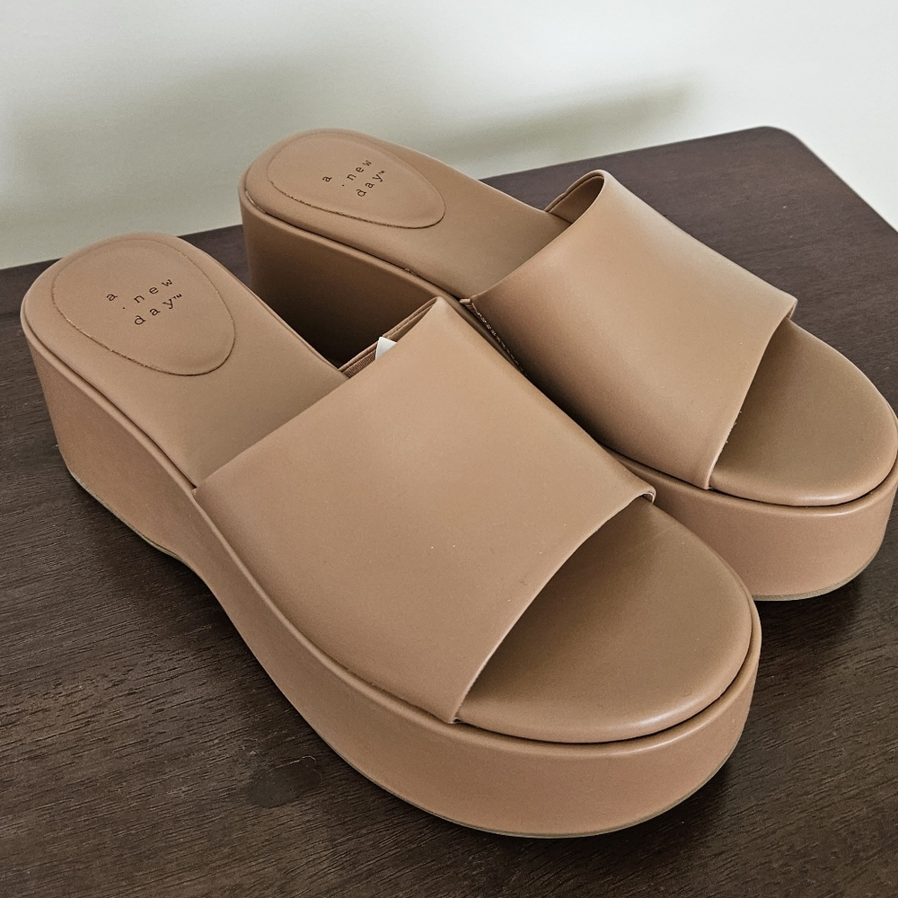 A New Day Wynona Platform Sandals